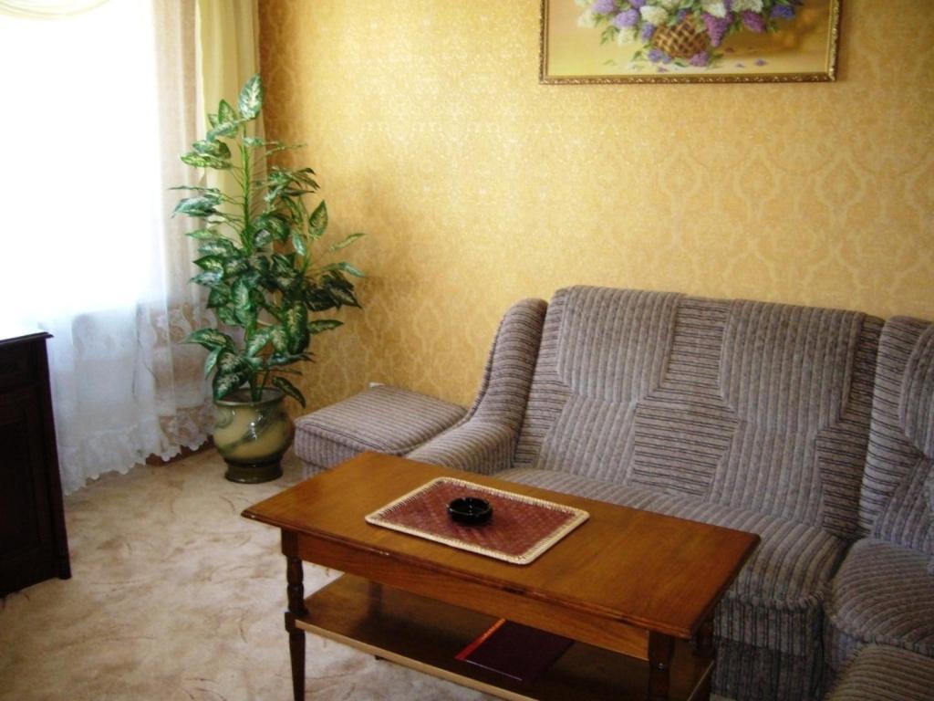 Hotel Profspilkovyi Lutsʼk Cameră foto