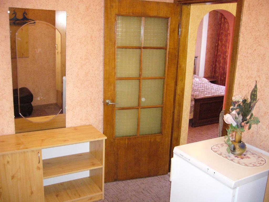Hotel Profspilkovyi Lutsʼk Cameră foto